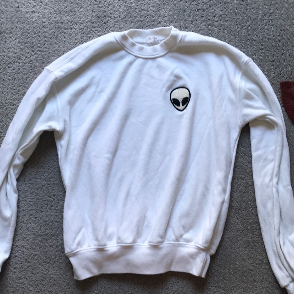 Brandy Melville sweatshirt top